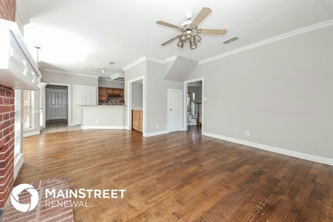 Photo - 1119 Ashford Ln