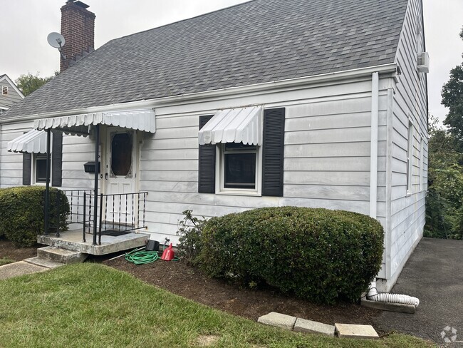 Building Photo - 5014 S Chesterfield Rd Rental