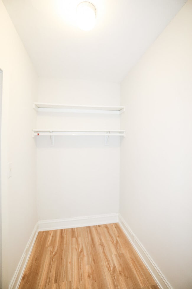 Photo - 5210 S Woodlawn Ave Unidad 105