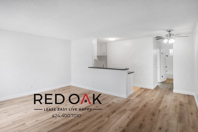 Photo - 1545 N Bronson Ave Unidad 105