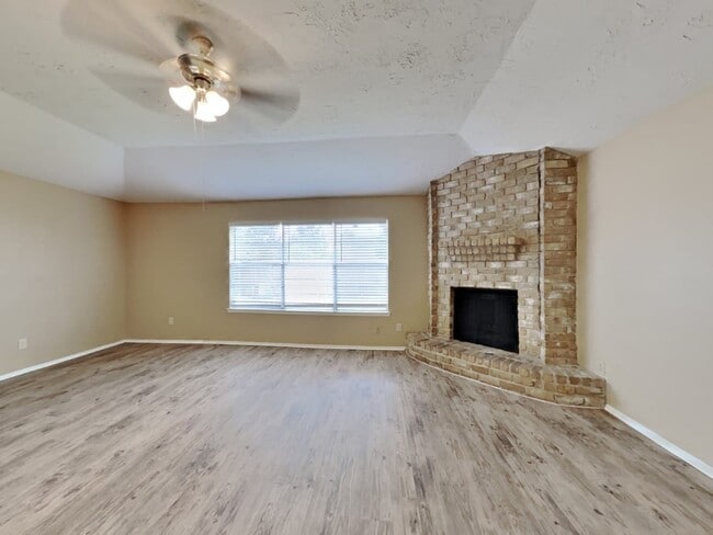 Photo - 2818 Mayflower Landing Ct