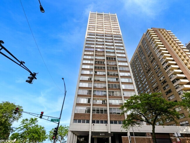 Photo - 6171 N Sheridan Rd Condo Unit 2809