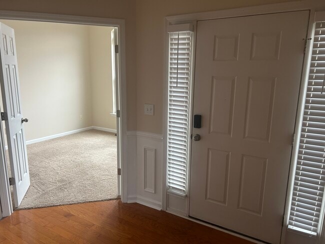 Photo - 101 Brentmoor Pl