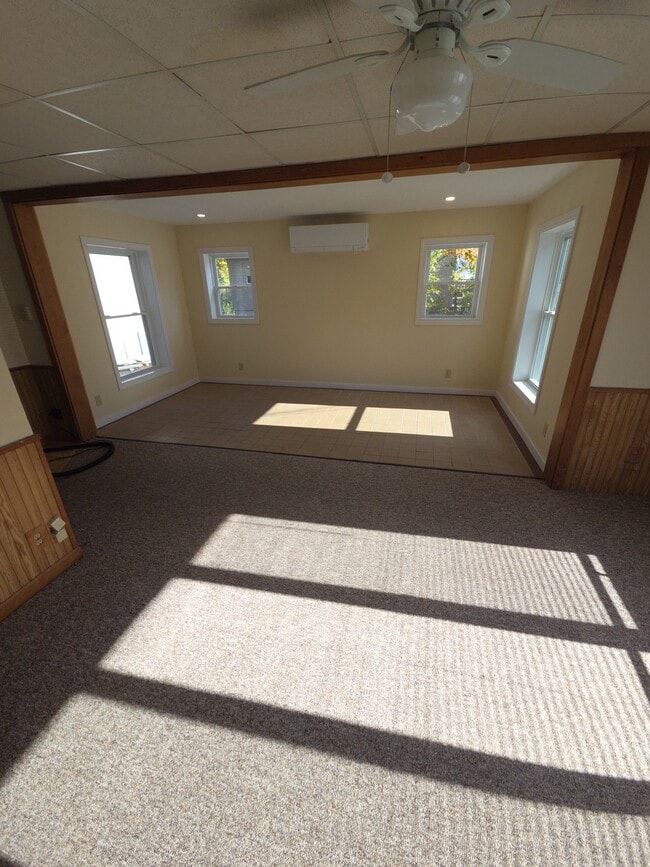 Building Photo - 333 Ohio St Unit # 1 333 Ohio St