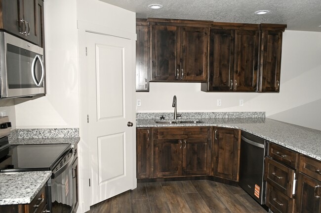 Photo - 2782 W 450 N