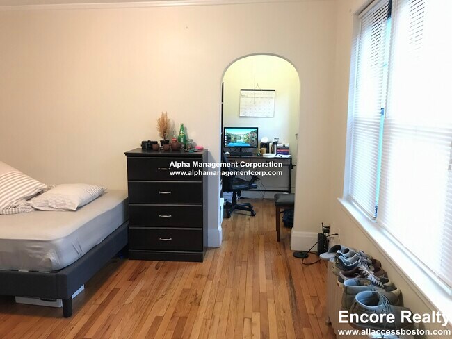 Photo - 349 Pleasant St Unit A1-17