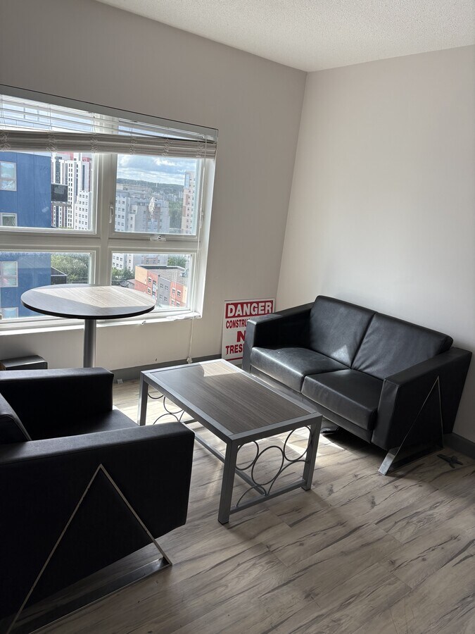 Photo - 258B-258B Sunview St