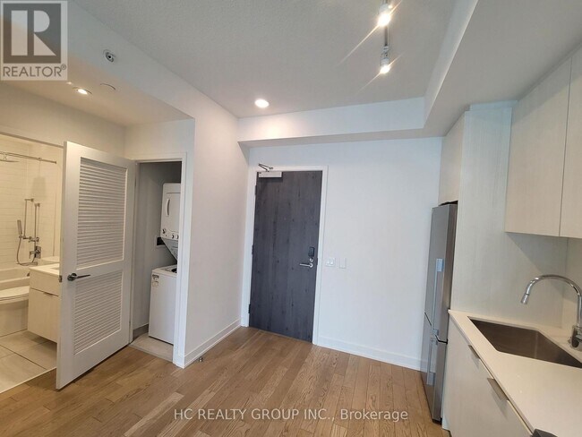 Photo - 25 Richmond St E Unit 2207