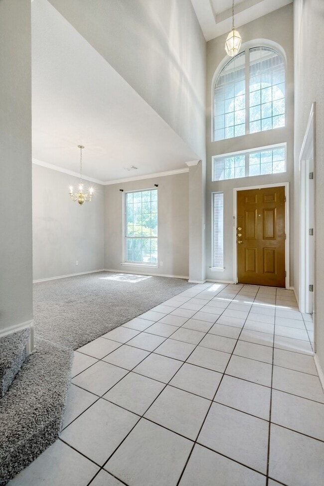 Photo - 4 Bedroom, 2.5 Bath Home in Vista Oaks