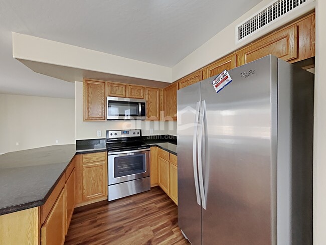 Photo - 10460 E Obispo Ave