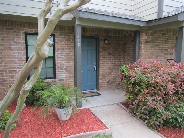 Photo - 818 W Collins St Townhome