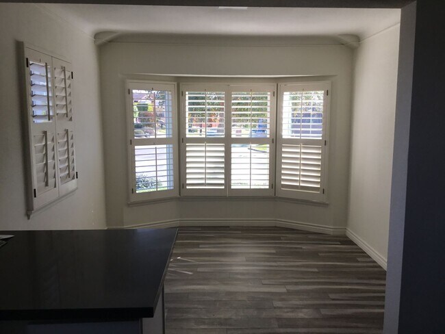 Photo - Vineburn Ave. Unidad 1