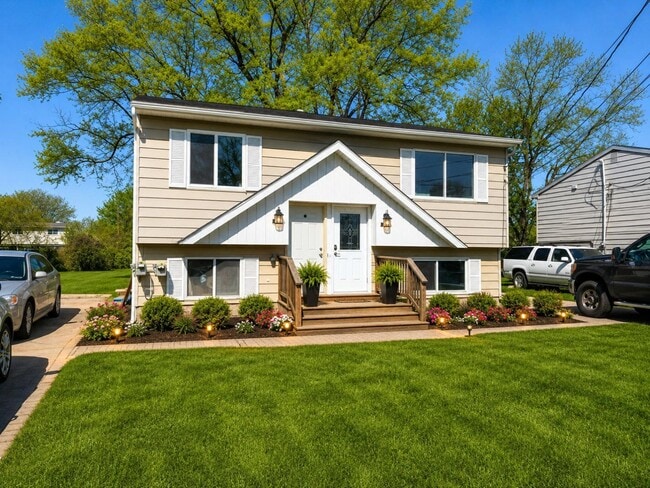 Building Photo - 4608 Pleasant Grove Rd
