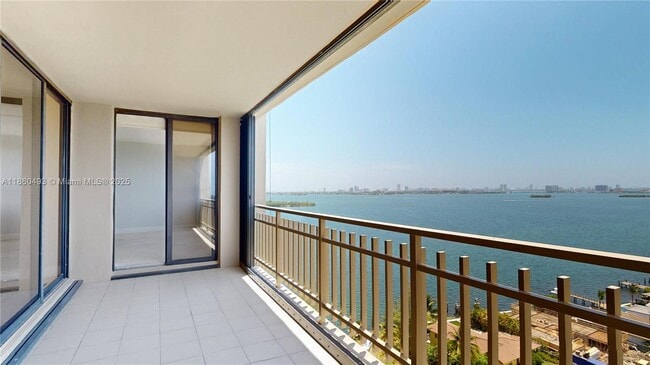 Photo - 11113 Biscayne Blvd Unit 1553