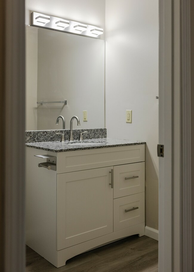 2025_12-04 13331 Court Place-93_websize.jpg - Court Place Townhomes