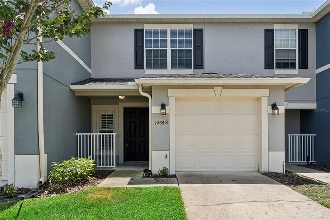 Building Photo - 12648 Somerset Oaks St