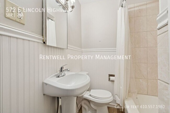 Photo - 572 Lincoln Hwy E