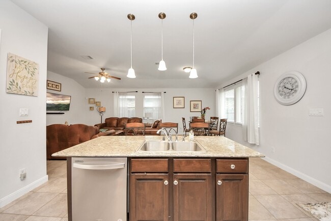 Photo - 8806 Chapada Highlands Dr