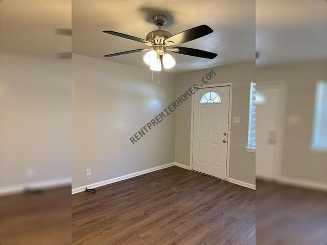 Photo - 7720 Bradley Dr