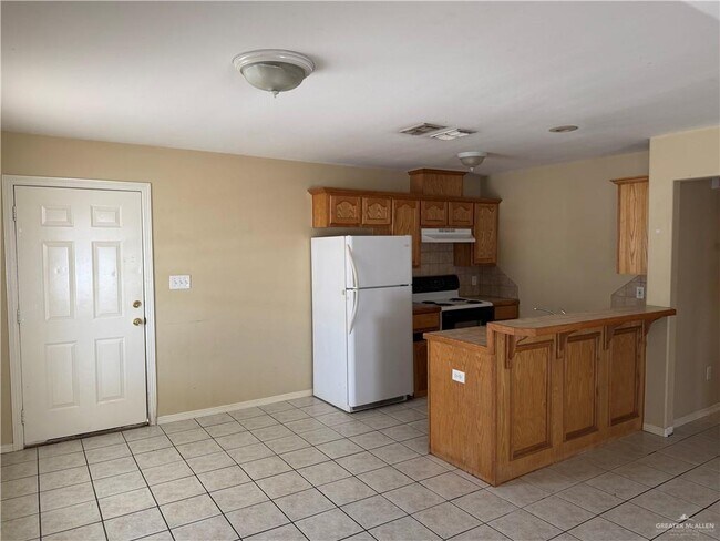 Photo - 11 French Ave Unit 2