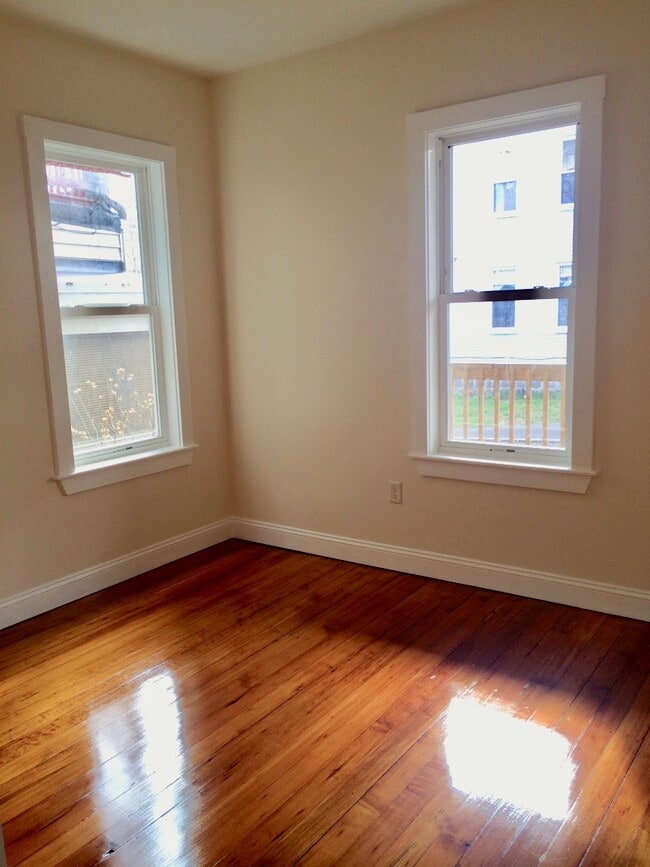 Photo - 1085 Dorchester Ave Unit 2