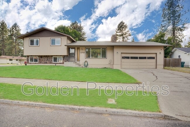 Photo - 3703 E Pine Hill Dr House