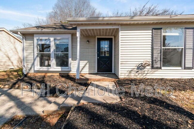 Photo - 3214 Old House Cir