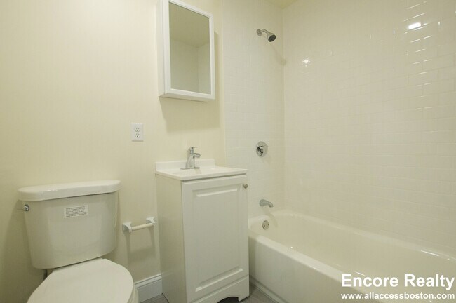 Photo - 501 E Broadway Unidad 10