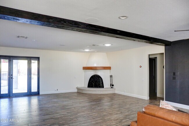 Photo - 2016 E State Ave