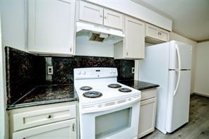 Photo - 2206 Statler Dr