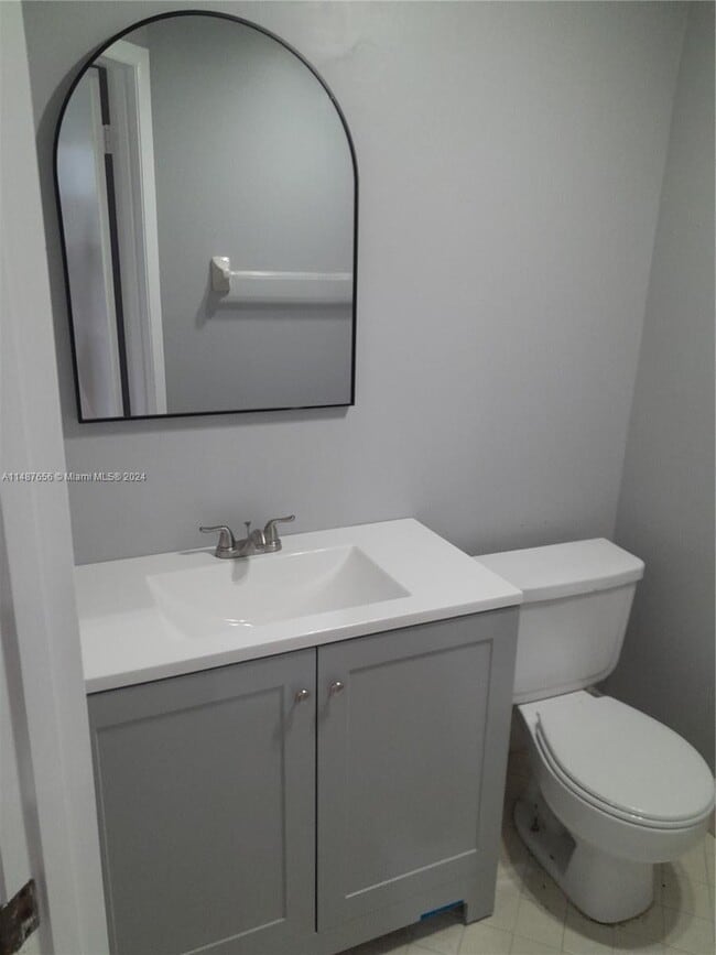 Photo - 4820 NW 82nd Ave