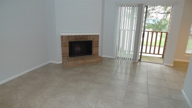 Photo - 16111 Aspenglen Dr Unit 106