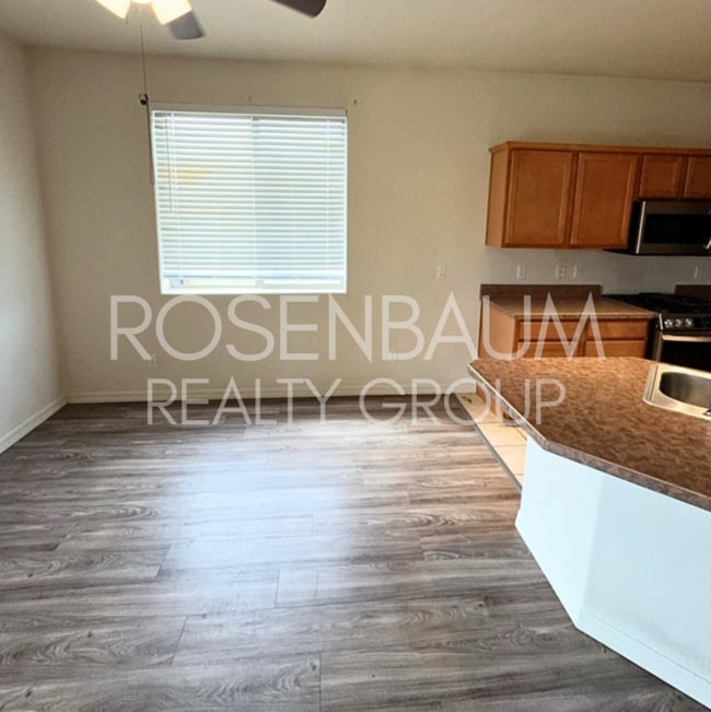 Photo - 8003 N Racehorse Rd