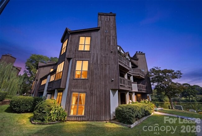 Building Photo - 8157 Cedar Glen Dr Unit 8157