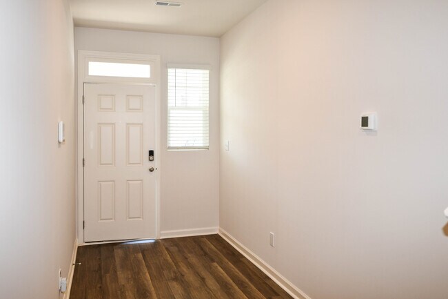 Photo - 130 Maple Spring Trl