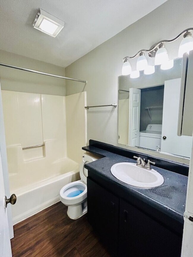 Mad River Apartments Dayton, OH