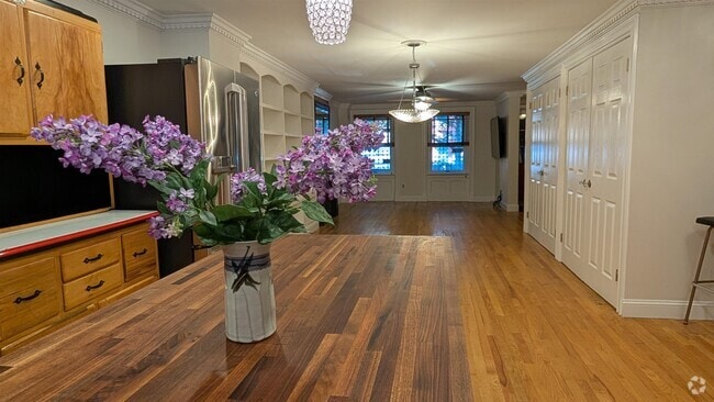 Building Photo - 1311 Garden St Unit 1 Rental