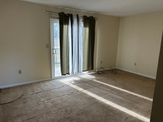 Photo - 420 Village Ln Unit 420B