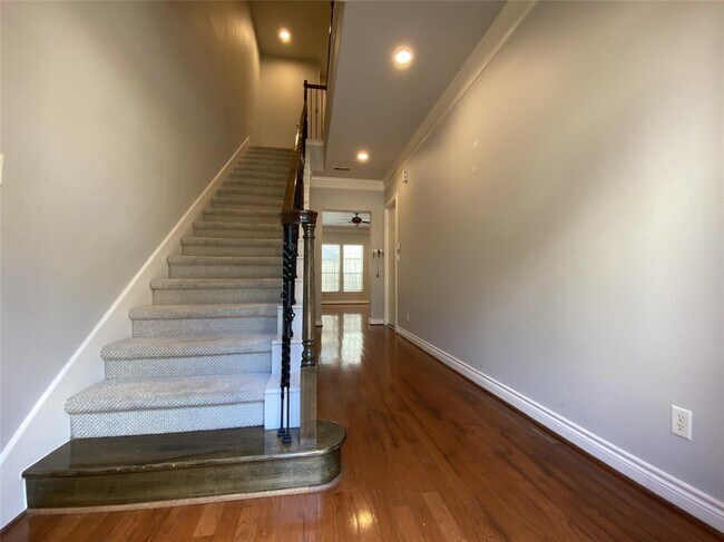 Photo - 2607 Cheshire Oaks Dr