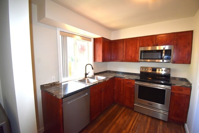Photo - 1174-1178 Hiatt St Unit 1174 Hiatt St.