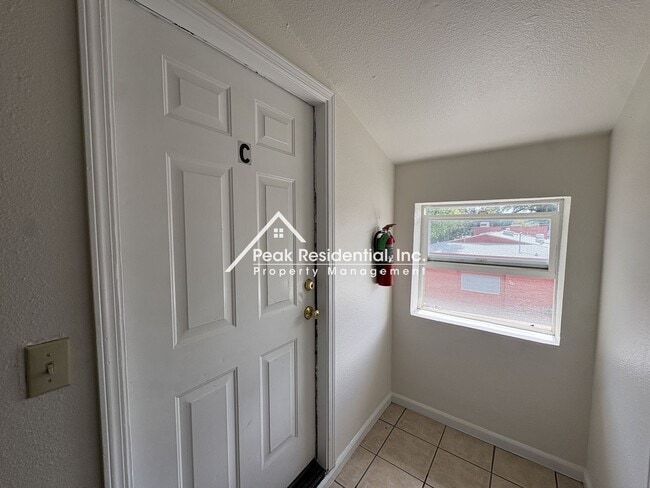 Photo - 712 20th St Unit #C