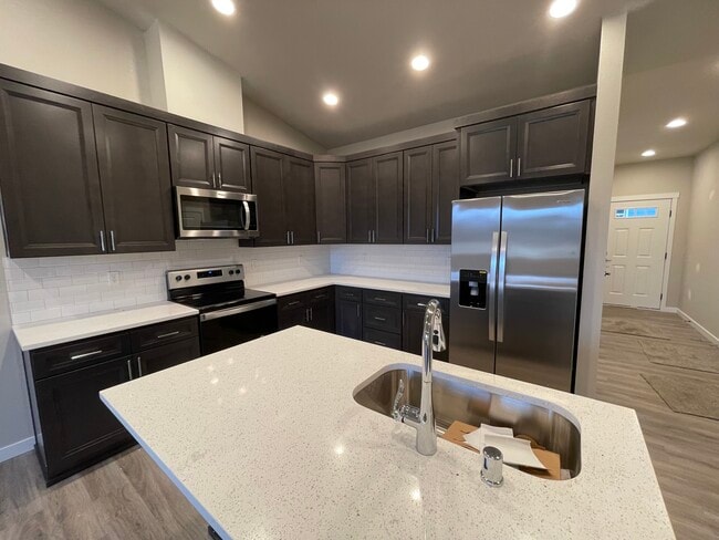 Photo - 5708 79th St W Unit A