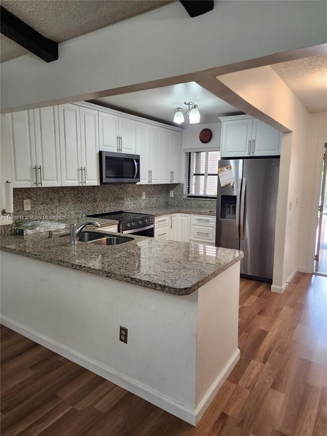 Photo - 8666 SW 114th Pl