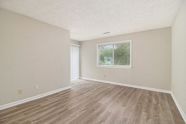 Photo - Fully Renovated 3BR/2BA Condo in Decatur!