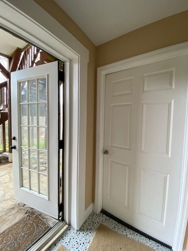 Photo - Black Mountain - Home Apartment, North Fork Rd, Utilities included