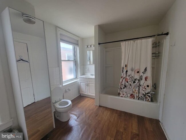 Photo - 4053 Spruce St