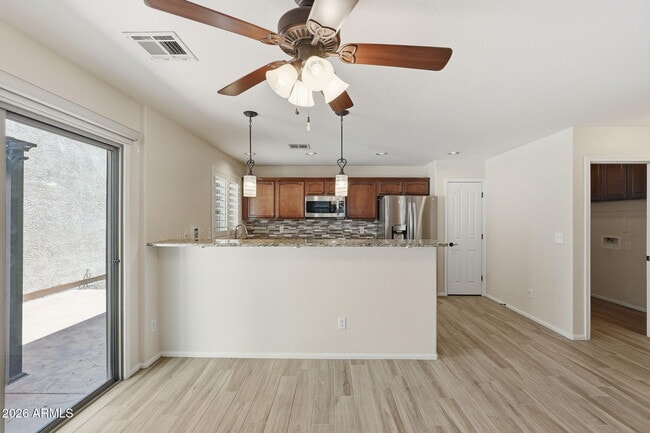 Photo - 1006 S Deerfield Ln