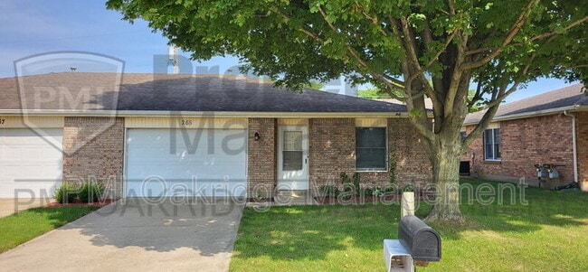 Building Photo - 265 Woodlawn Dr
