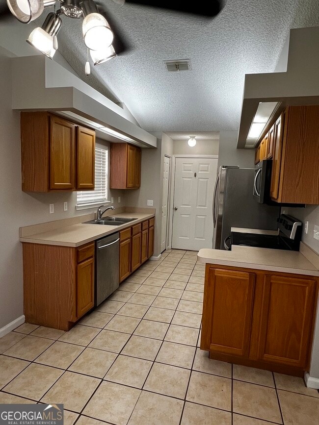 Photo - 109 Clinton Ct