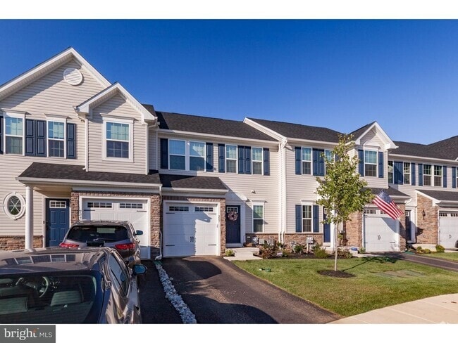 Building Photo - 207 Cricket Dr Rental